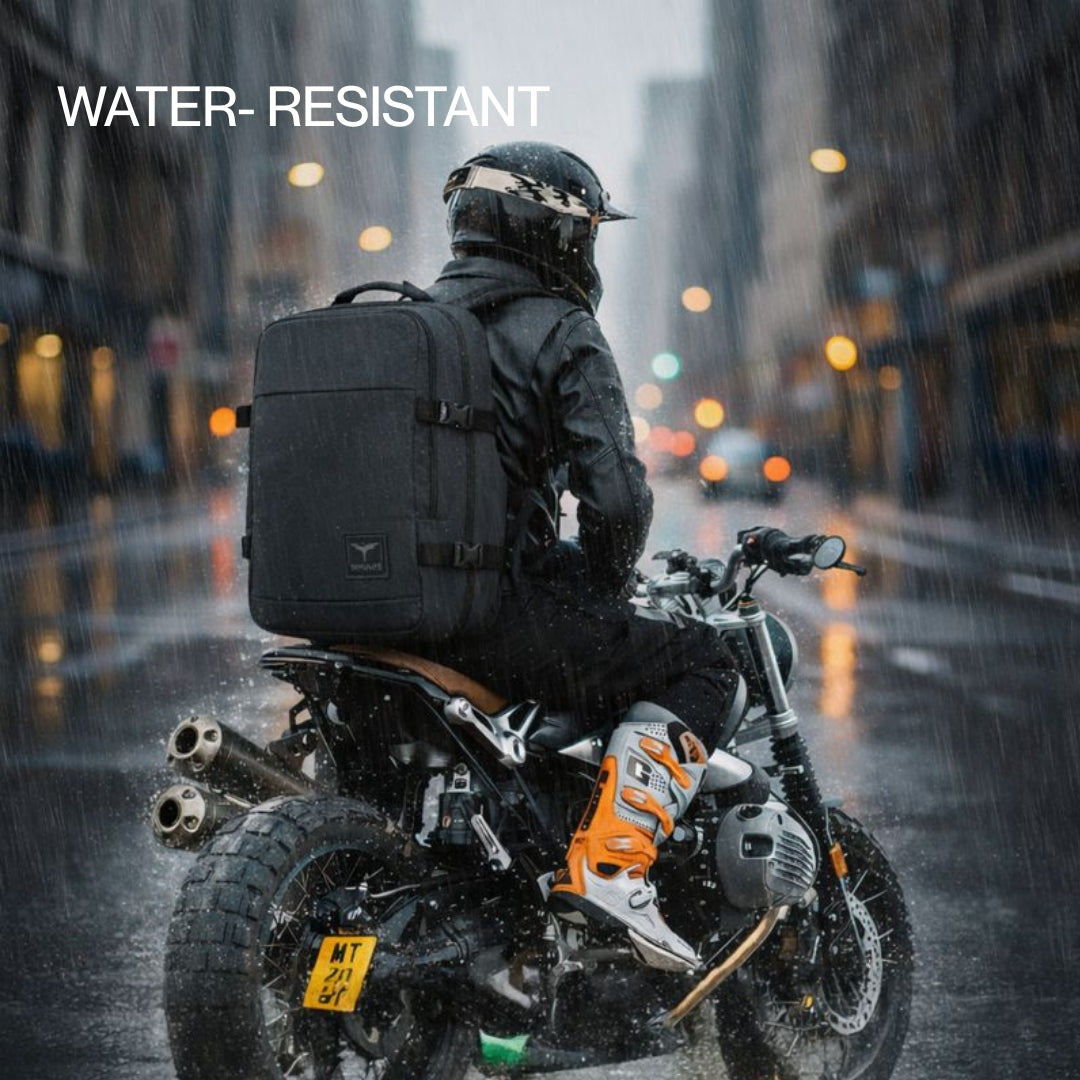 Commuter Black backpack